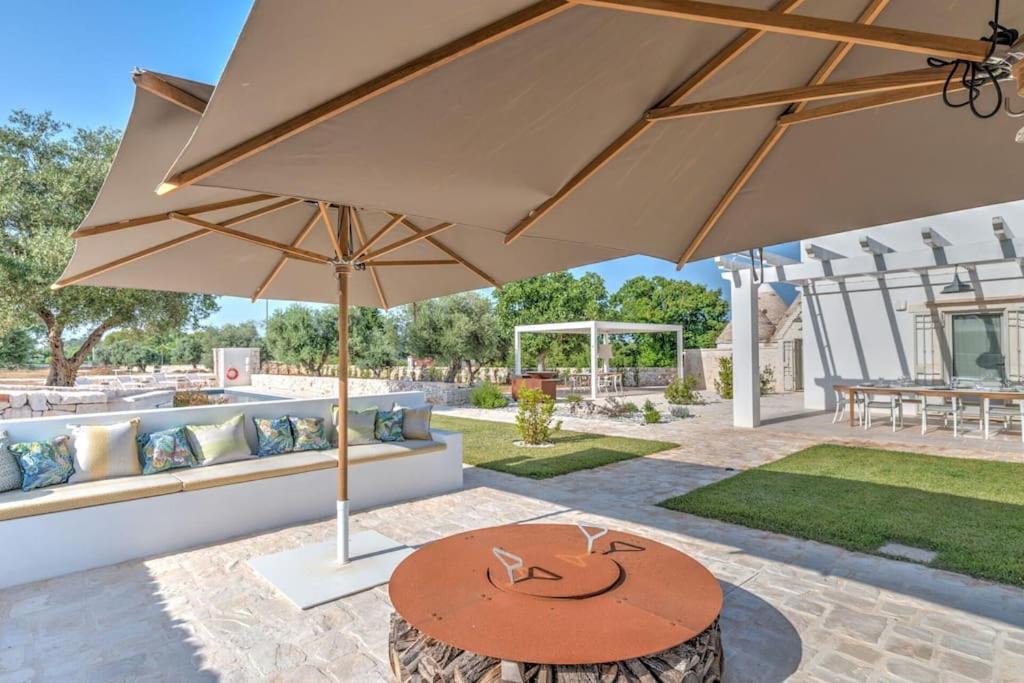 Trullo Under The Apulian Sky By Raro Villas Martina Franca Bagian luar foto